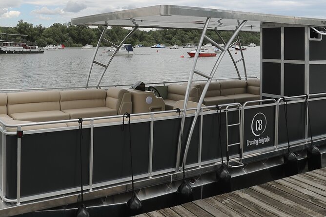2 hours / Sightseeing Boat cruise Drinks Included - Price and value: what $106.92 buys you here
