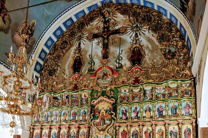 3-Hour Belgrade Zemun Neighborhood Tour - Town Hall, Magistrate’s Building, and the squares that run the old center