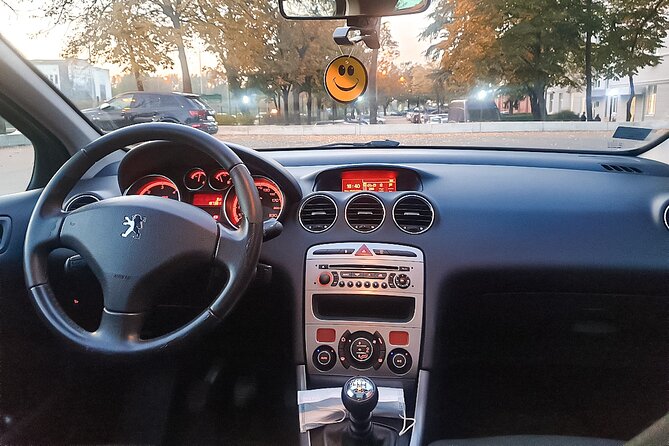 Airport Transfer in Belgrade, Serbia - Communication that makes you feel in control