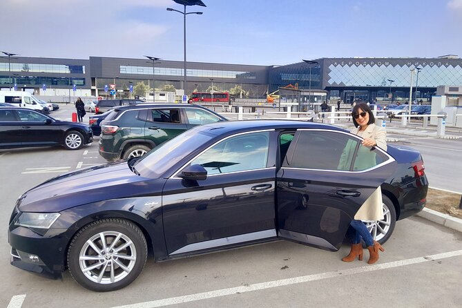Belgrade Airport to City Center Transfers - Belgrade Airport Pickup: Finding Your Driver Without Stress