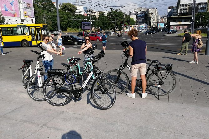 Belgrade E-Bike Tour: Power Glide! - Getting rolling from Obilićev venac, then learning the bike rhythm