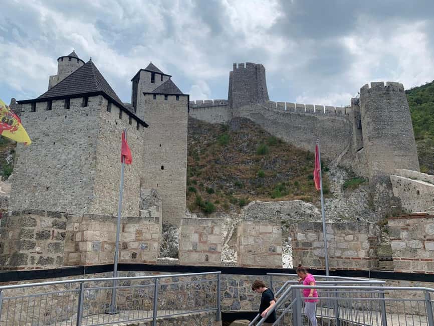 Belgrade: Golubac Fortress w/Iron Gate Speed Boat Ride - When Weather Cancels the Speedboat: Jeep Safari or Lepenski Vir