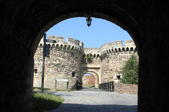 Belgrade Highlights and Avala Mountain Tour - Belgrade Fortress and Knez Mihailova, where the day starts strong