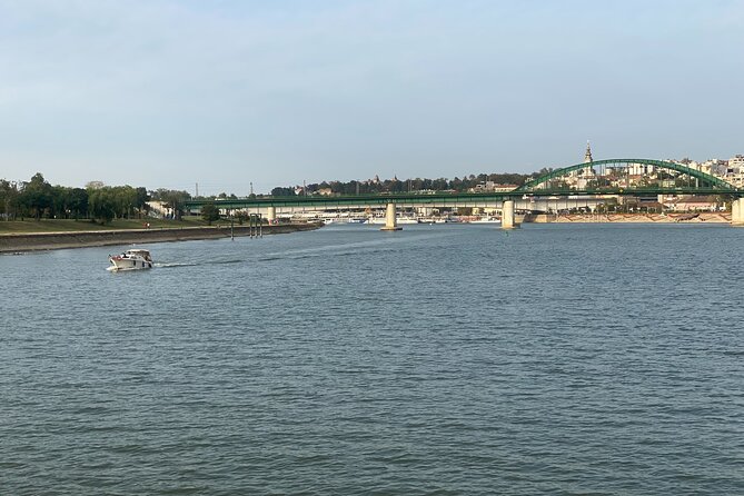 Belgrade Sunset Cruise w/ Live Tour Guide - The live guide experience: what makes the narration land