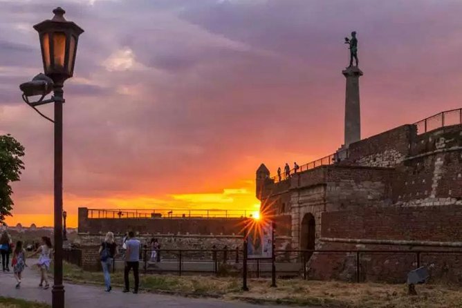 Feel Belgrade Welcome tour - Kalemegdan Park and Belgrade Fortress: the views and the history overlap