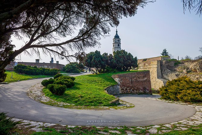Feel Belgrade Welcome tour - Starting point near Hotel Moskva, ending near Kneginje Ljubice