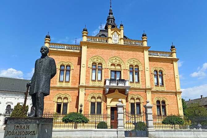 From Belgrade: Novi Sad and Sremski Karlovci Tour - Sremski Karlovci: Four Lion Fountain, St. Nicholas, and Bermet