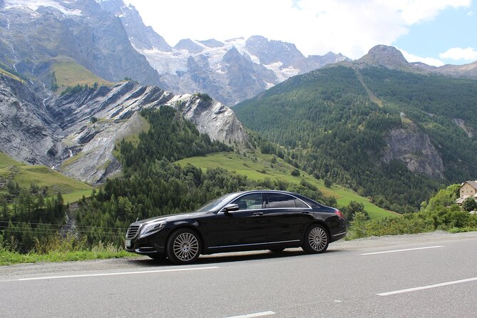 LUX Private transfer from Belgrade Airport - From Landing to Leaving: The Belgrade Arrival Meet-Up