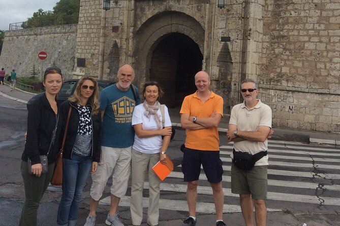 Nis Sightseeing Tour - Monument squares and the Bohemian Quarter cafe break