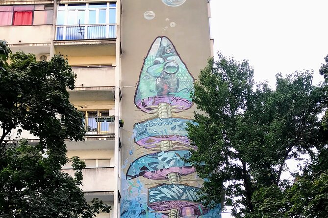 Private Belgrade Street Art and Adventures Walking Tour - Stop 1: Magacin, alternative culture and an open calendar spirit