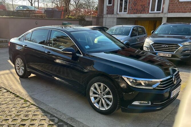 Private transfer from Belgrade or Belgrade Airport to Novi Sad - The car experience: air-conditioning, luggage space, Wi-Fi, and water