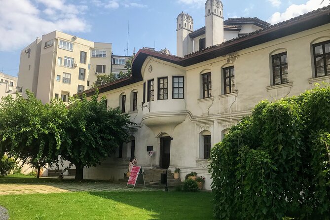 Your Own Belgrade: Unexpected Treasures of the City - Stop 5: Kosančićev Venac, an Old Town Mood from the 19th Century